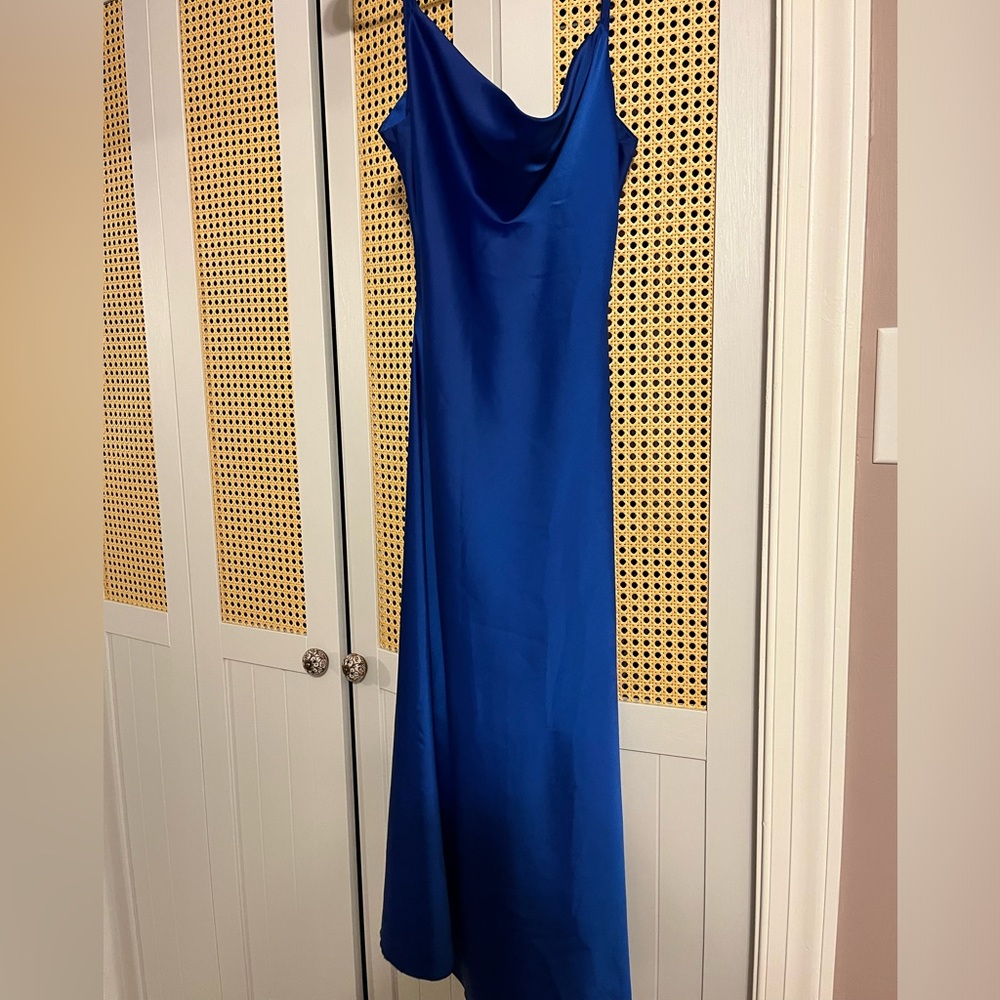 Women’s royal blue event dress never worn!